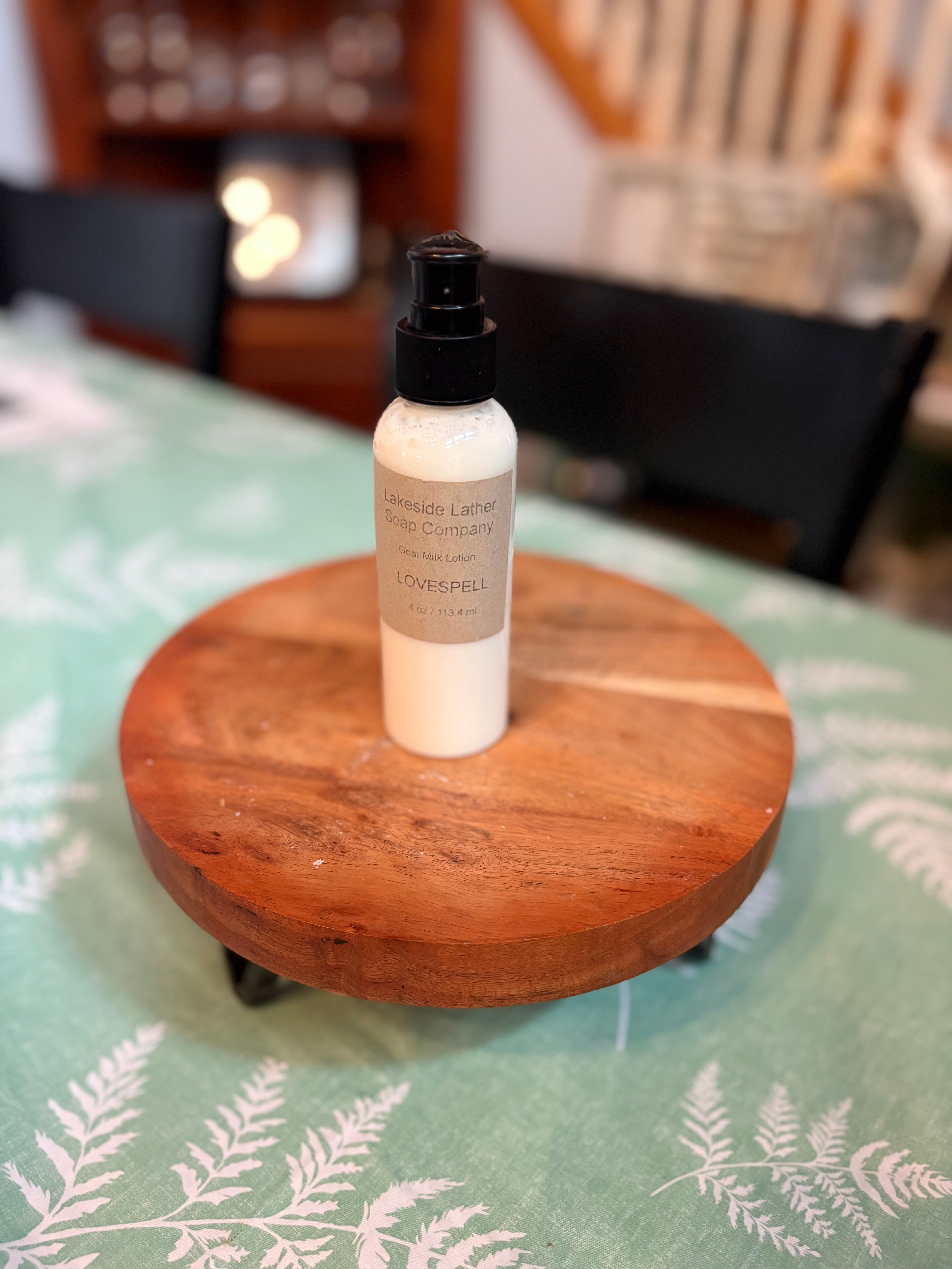 LOVESPELL Goat milk lotion